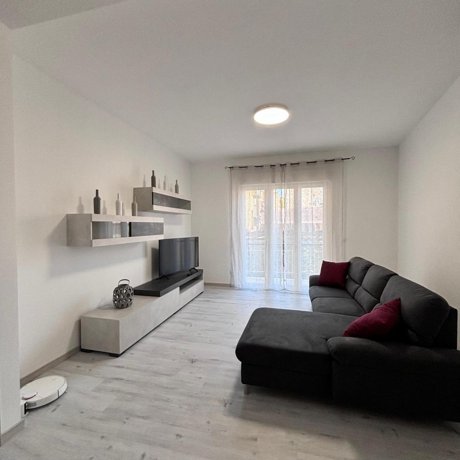 Grey House * Arezzo