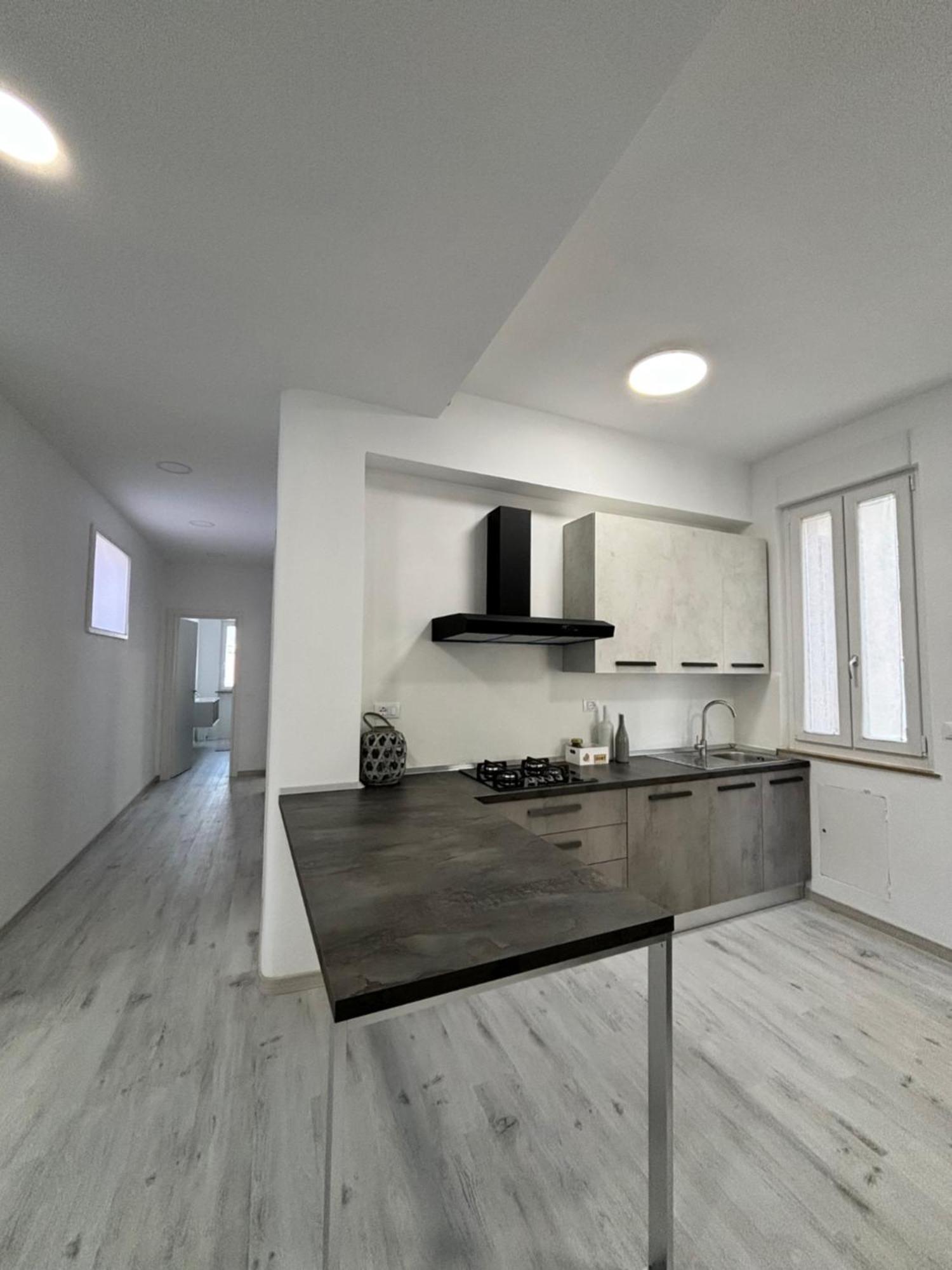 Grey House Apartment Arezzo